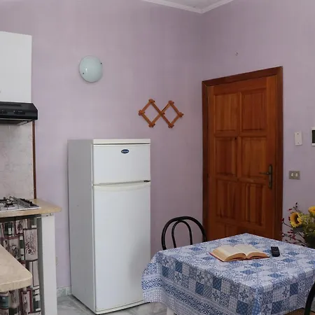 Holiday home Appartamenti Villa Tropeano