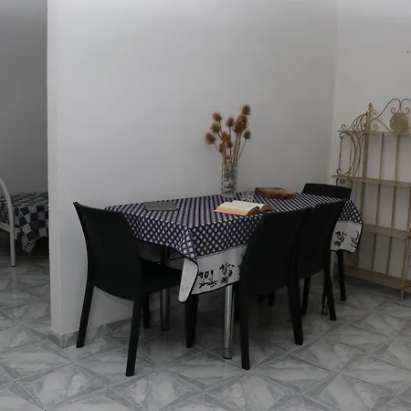 Dom wakacyjny Appartamenti Villa Tropeano *