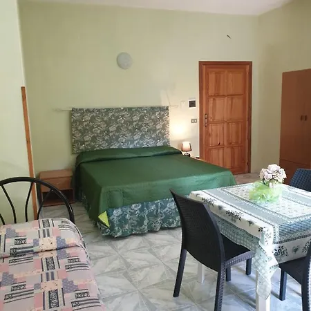 Appartamenti Villa Tropeano Dom wakacyjny